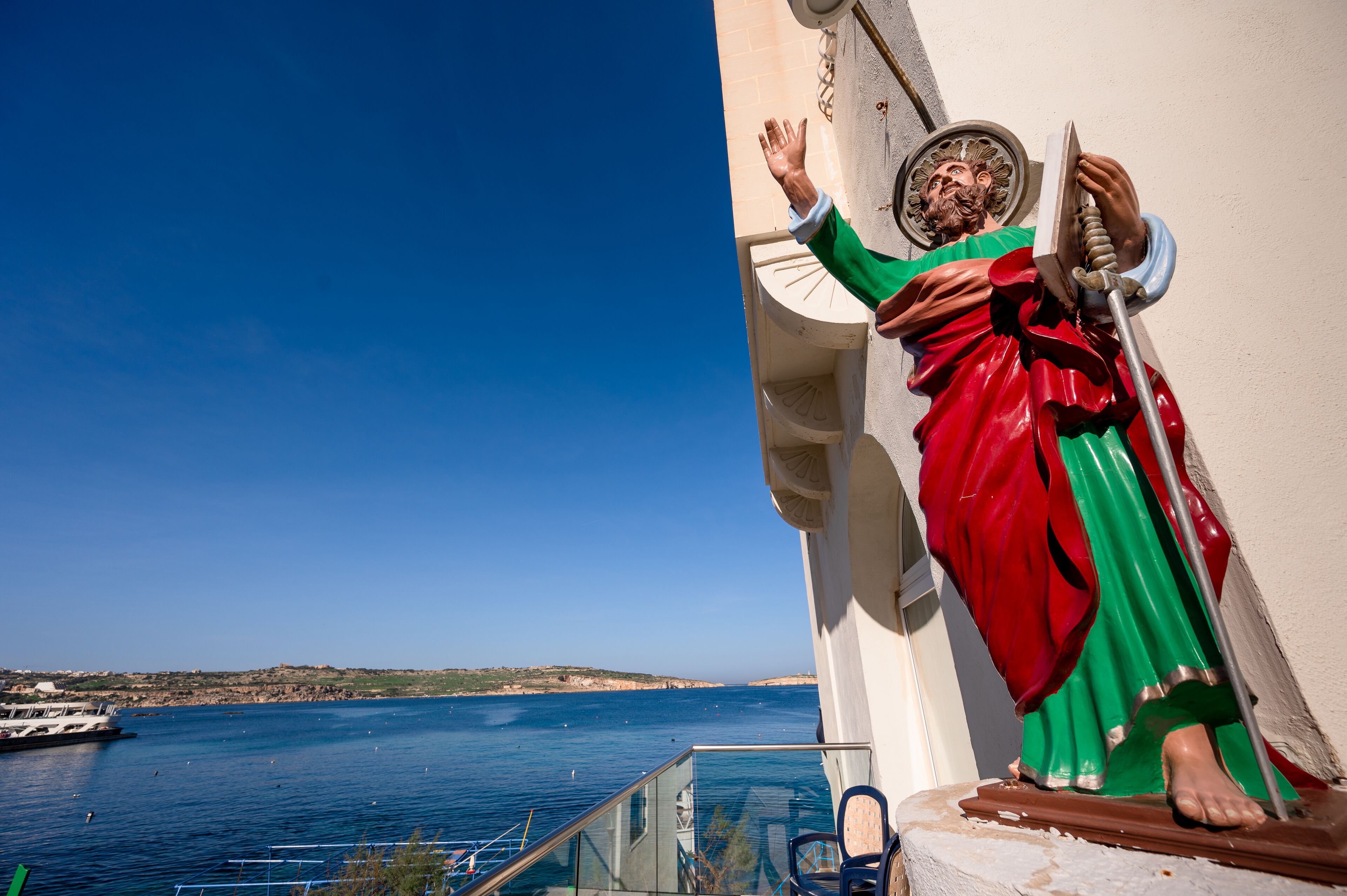 Photo - Gillieru Harbour Hotel