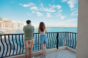 Superior tweepersoonskamer, uitzicht op zee (with Spa Bath) | Balkon