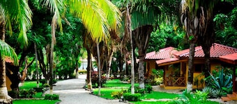 Esencia Hotel & Villas