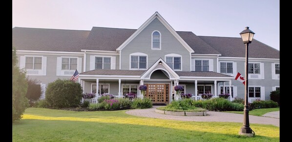 Mặt tiền nơi lưu trú