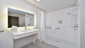 Free toiletries, hair dryer, towels - Holiday Inn Express & Suites Laplace by IHG (LaPlace)