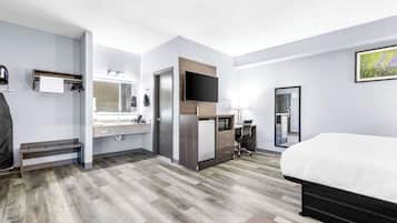 Habitación estándar, 1 cama King size, para no fumadores | Escritorio, tabla de planchar con plancha, wifi gratis y despertador