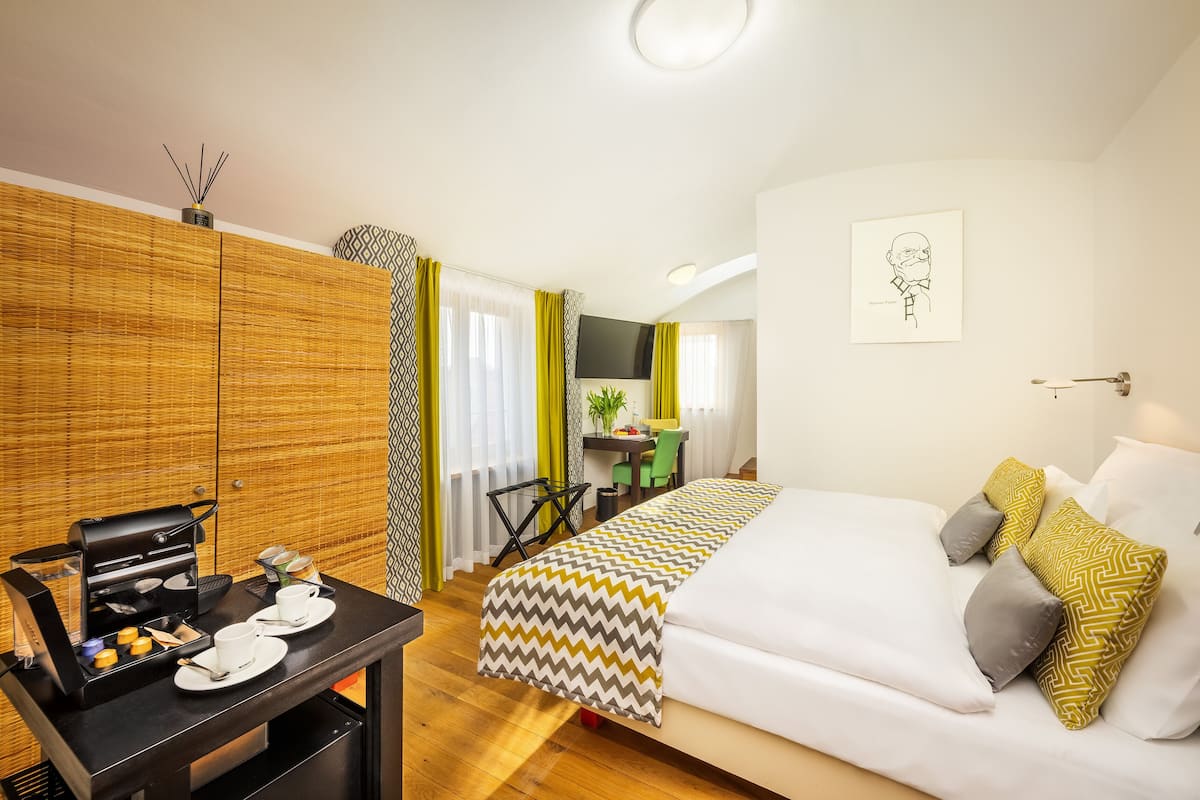 deluxe double room | 1 bedroom, select comfort beds, minibar, in-room safe