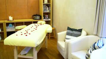 Phòng tắm hơi, dịch vụ massage