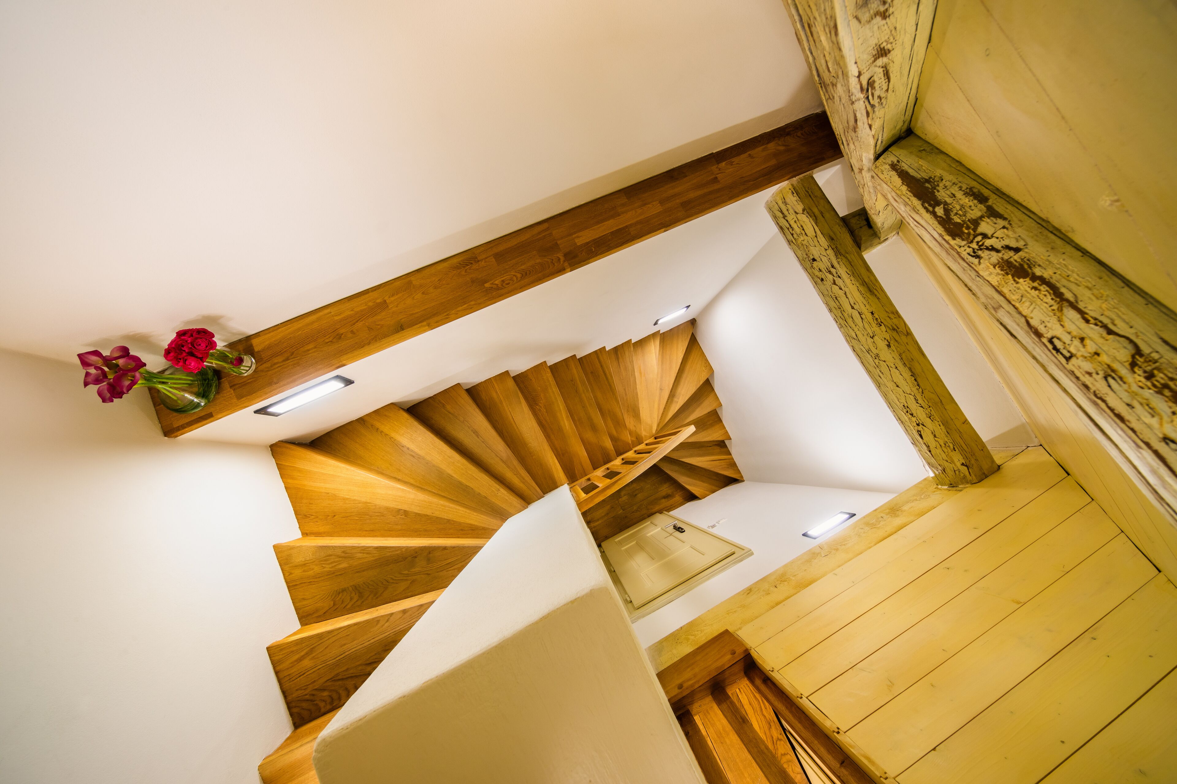 luxury suite | staircase