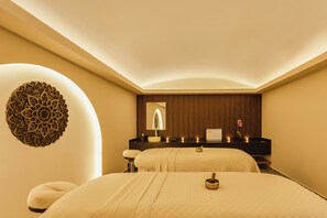 Couples treatment room(s), sauna, steam room, facials, massages