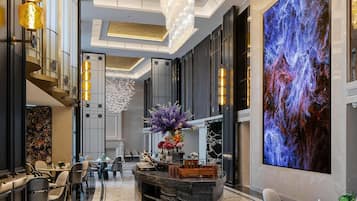 Lobby lounge