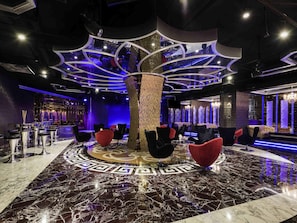2 quầy bar/khu lounge