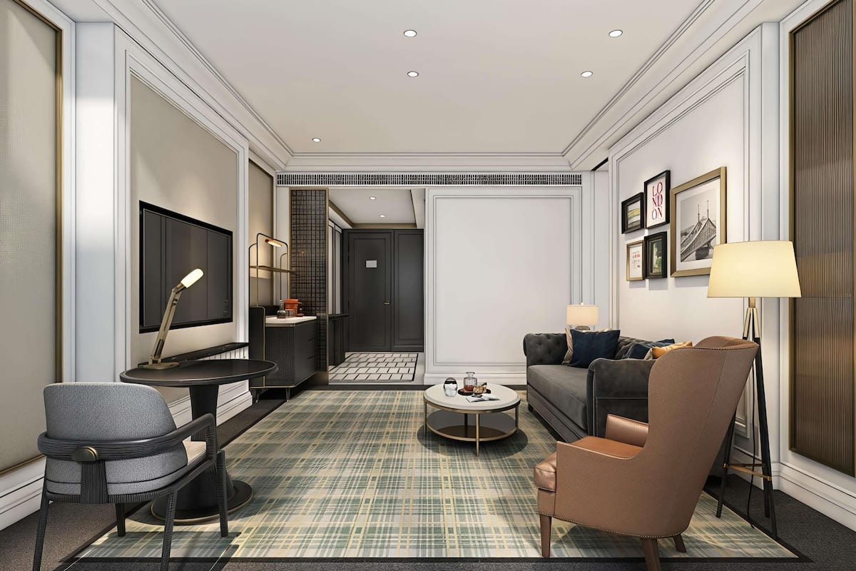 Premium bedding, down duvets, minibar, in-room safe