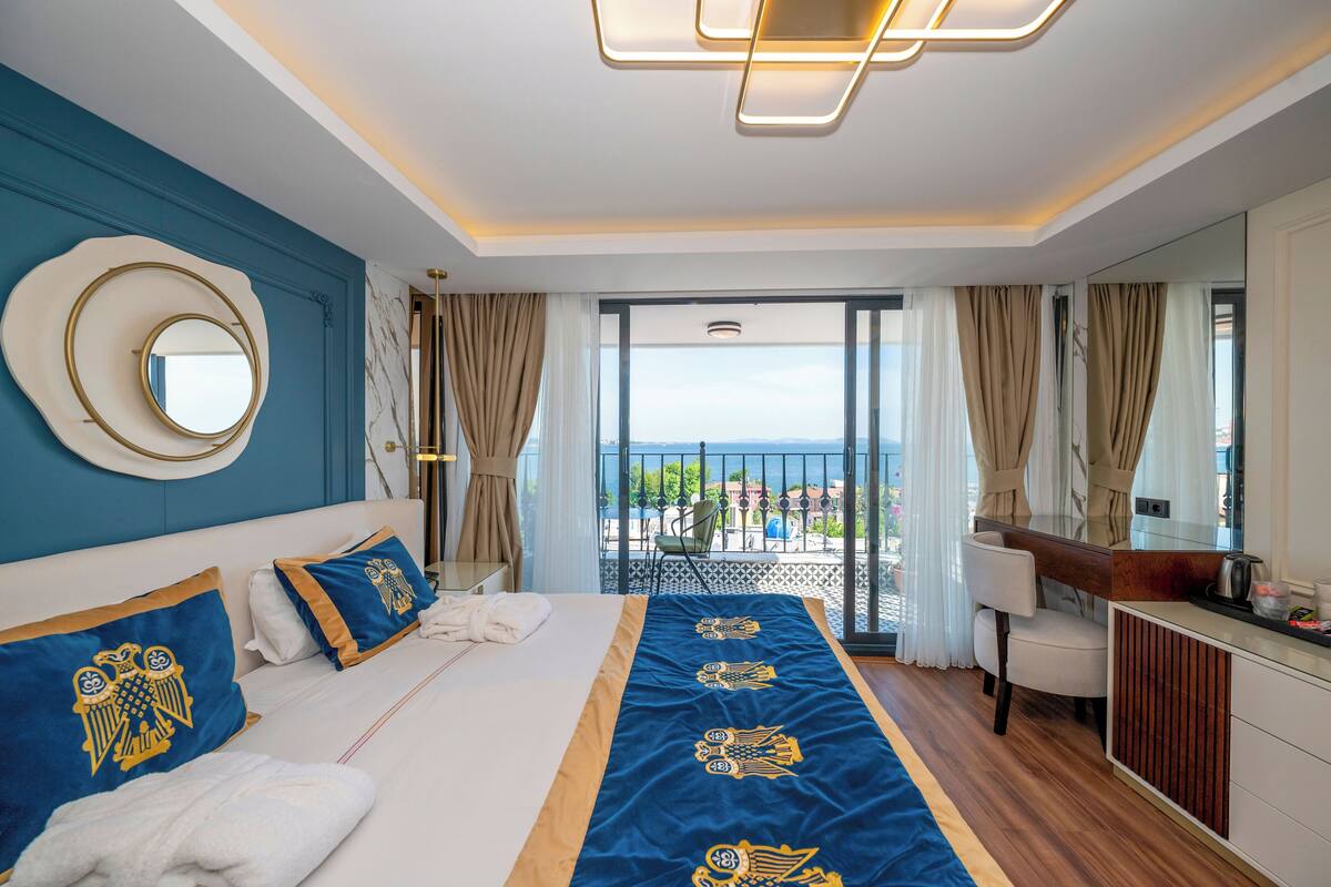 Luxury Room