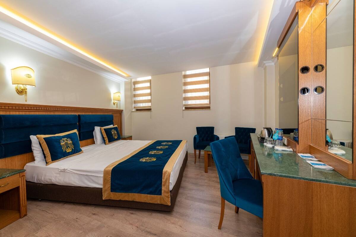 Economy Room (Basement Floor)