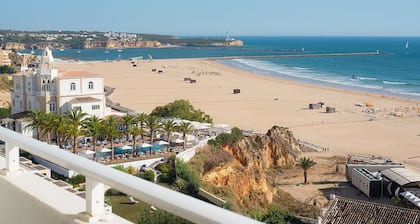 Hotel Avenida Praia