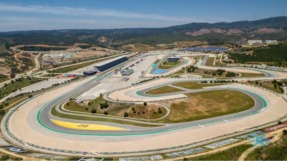 Photo - Hotel Avenida Praia