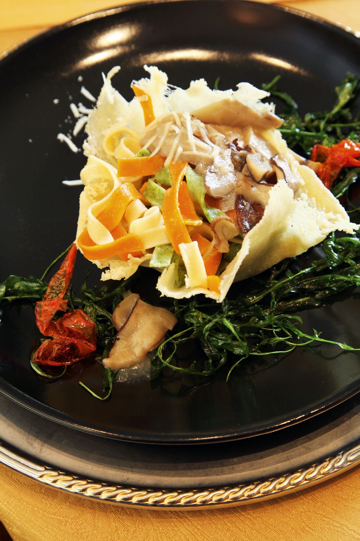 breakfast, lunch, dinner served; garden views