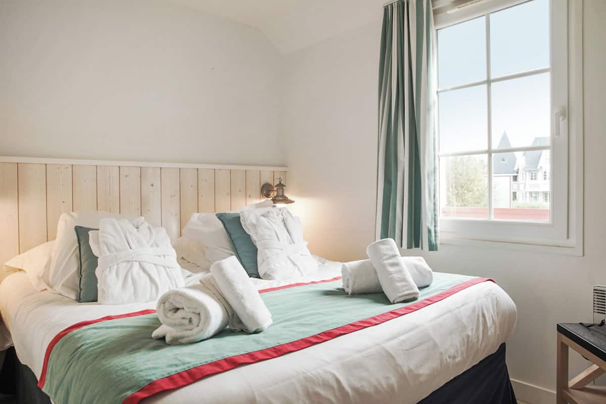 Maison 8 personnes - 3 chambres - Duplex | 3 bedrooms, in-room safe, soundproofing, free cribs/infant beds