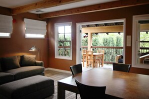 Suite, 1 kingsize-seng | Allergitestet sengetøy, dundyner og senger med overmadrass