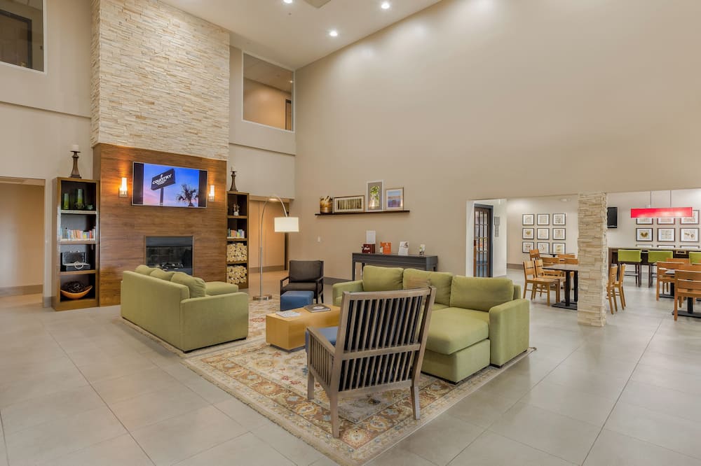 Country Inn & Suites by Radisson, St. Petersburg - Clearwater, FL