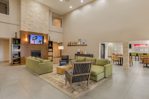 Lobby sitting area - Country Inn & Suites by Radisson, St. Petersburg - Clearwater, FL (Pinellas Park)