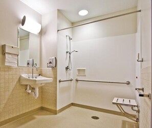 Shower, free toiletries, hair dryer, towels - Country Inn & Suites by Radisson, St. Petersburg - Clearwater, FL (Pinellas Park)