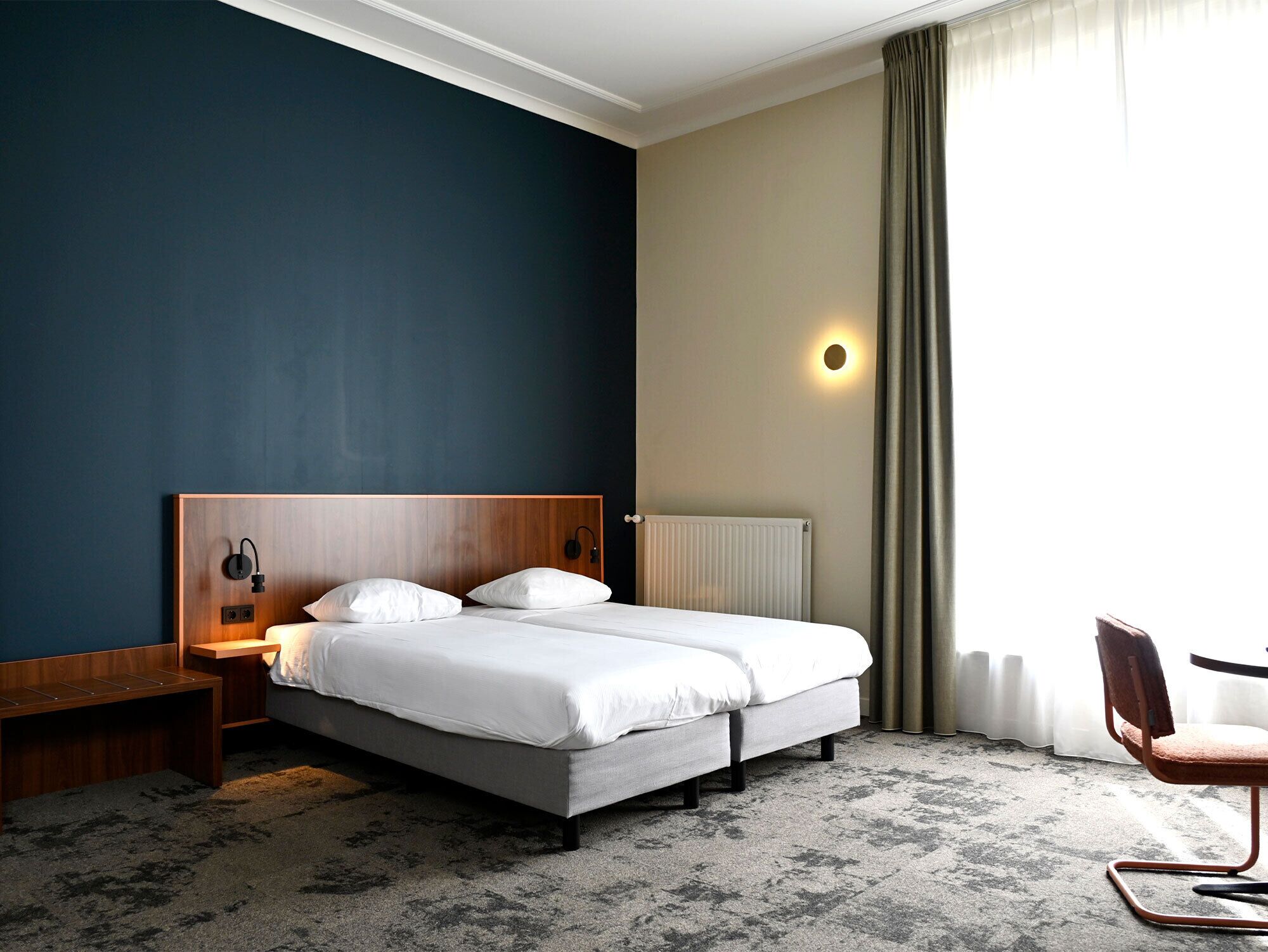 Family Room | Desk, iron/ironing board, free WiFi, bed sheets