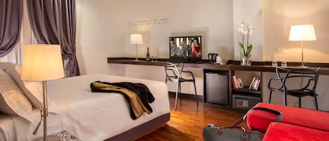 Roba de llit hipoal·lergògena i minibar amb articles gratuïts