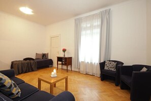 TV - Old Town Residence (Prague)