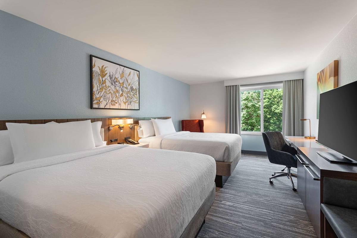 1 bedroom, premium bedding, in-room safe, desk