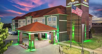 La Quinta Inn & Suites by Wyndham Alvarado