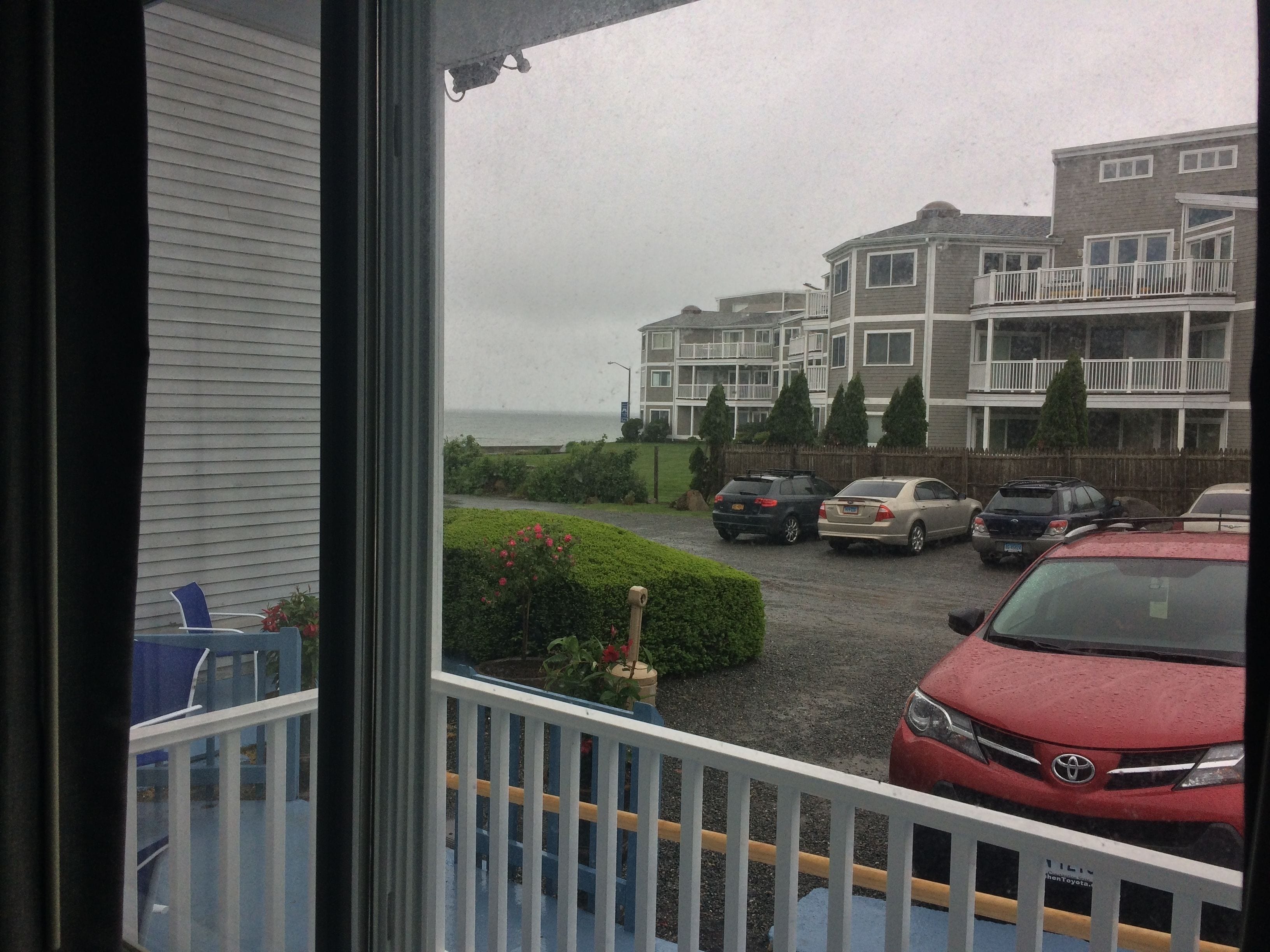 signature room, 1 king bed, non smoking, partial ocean view | view from room