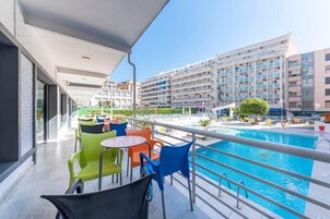 Outdoor pool, open 9:00 AM to 8:00 PM, sun loungers
