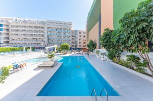 Outdoor pool, sun loungers
