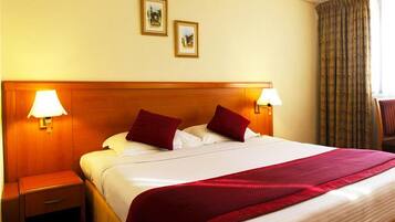 Minibar, in-room safe, desk, rollaway beds