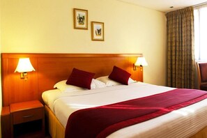 In-room safe, rollaway beds, free WiFi - Lou'lou'a Beach Resort Sharjah (Sharjah)