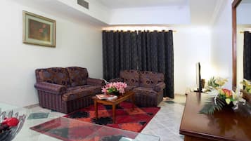 14-inch TV with satellite channels, fireplace