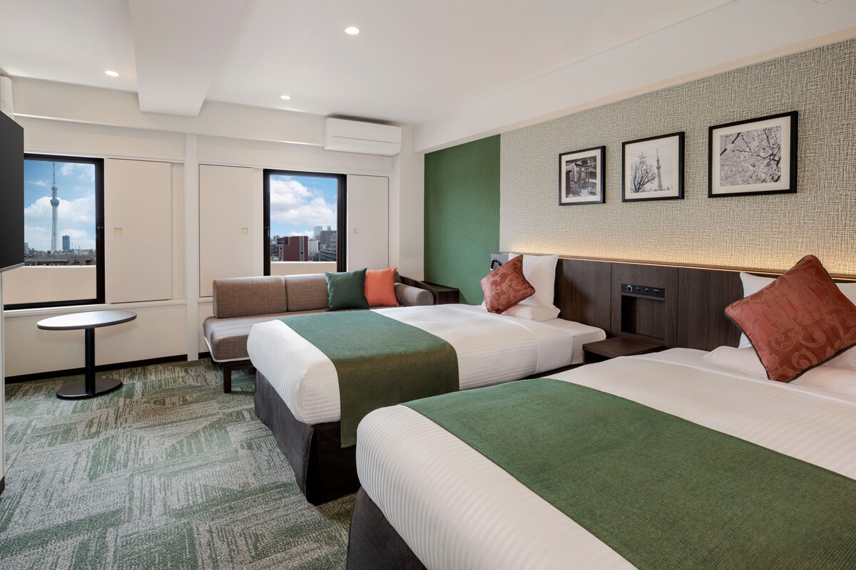Renovated Superior Twin Tree View Room, Non Smoking | Desk, iron/ironing board (on request), WiFi (free), bed sheets