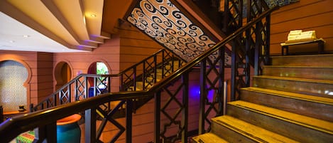 Salas de tratamientos para parejas, sauna, bañera de hidromasaje