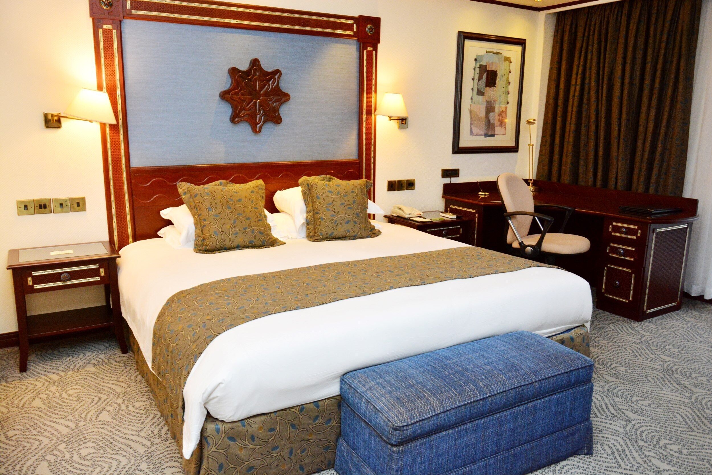 Deluxe Room | Egyptian cotton sheets, premium bedding, down comforters, pillowtop beds