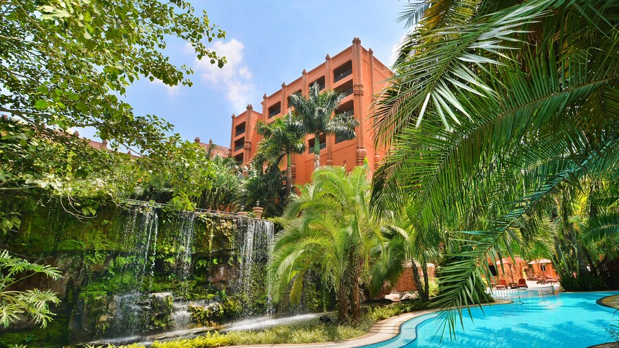 Kampala Serena Hotel