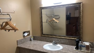 Standard Room (2 Double Beds) | Desk, iron/ironing board, free WiFi, bed sheets
