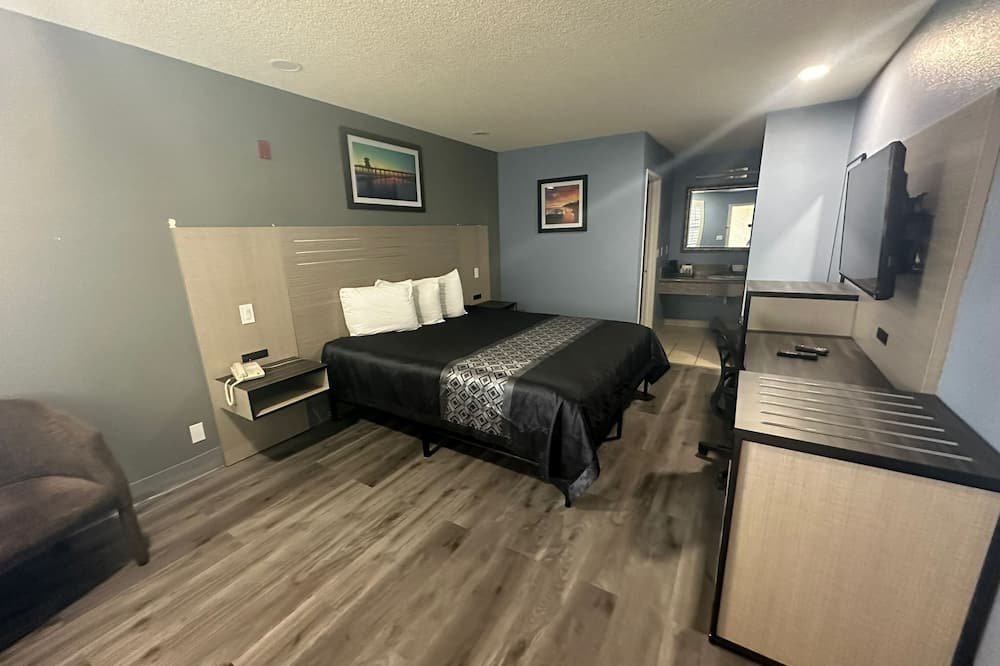 Orange Tustin Inn