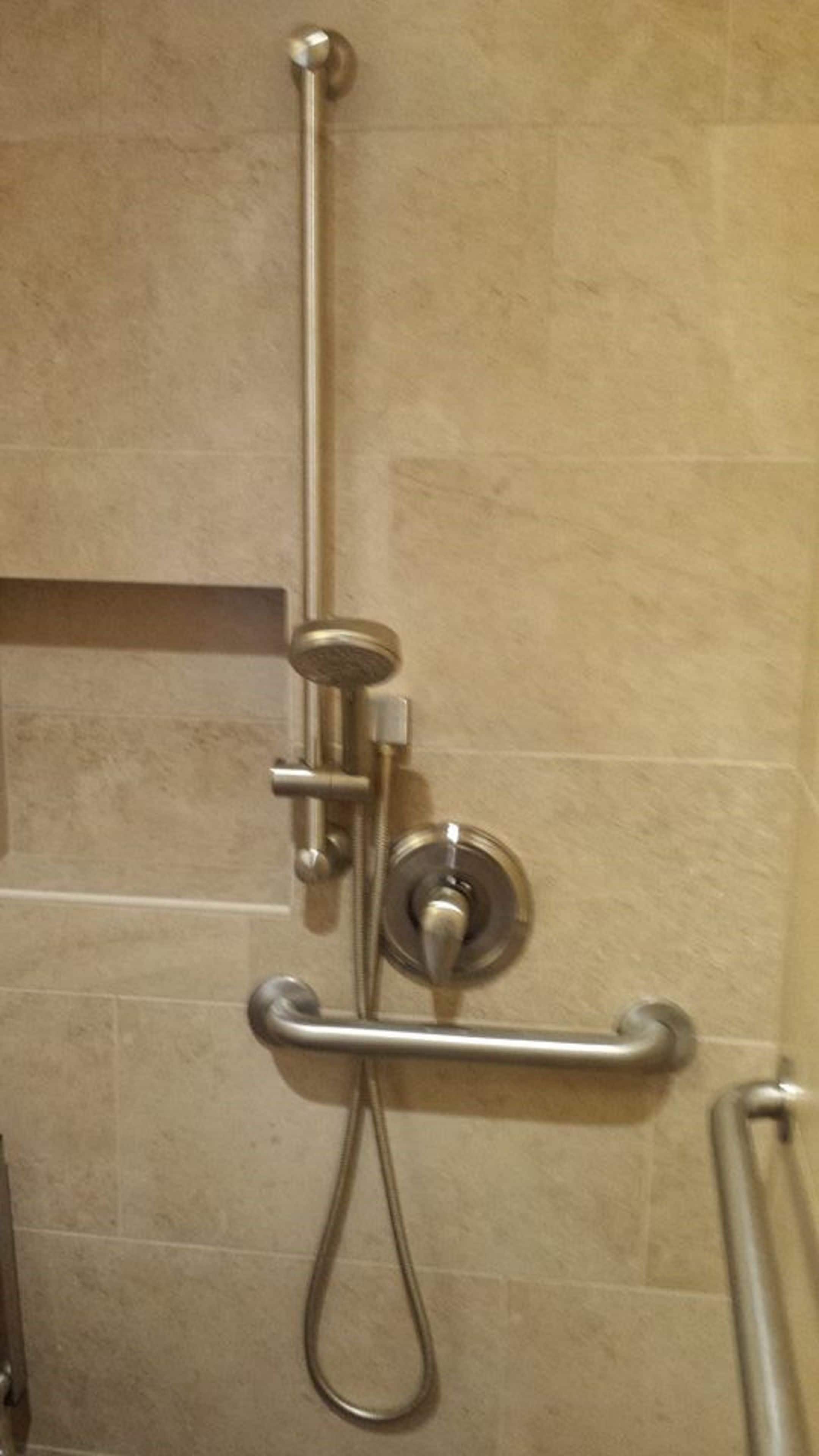 deluxe room, 1 king bed (accessible) | bathroom shower