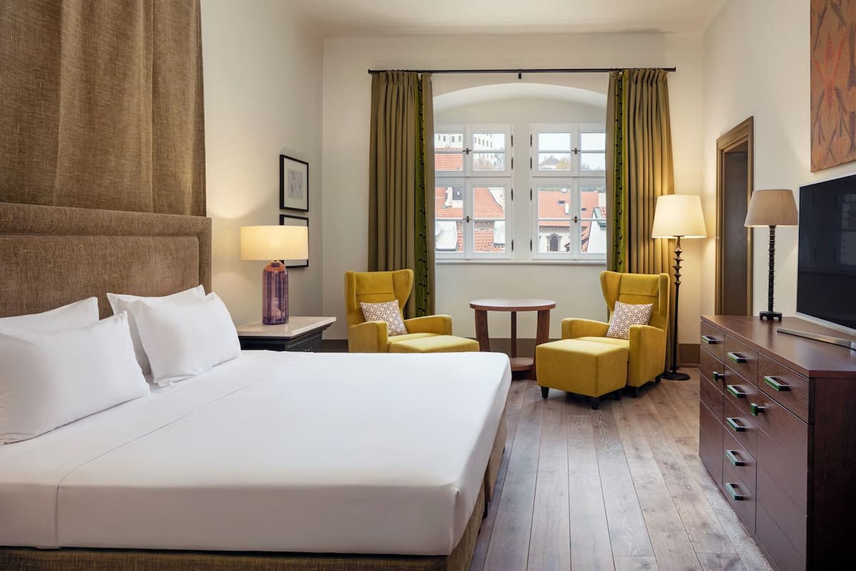 Premium bedding, minibar, in-room safe, individually decorated