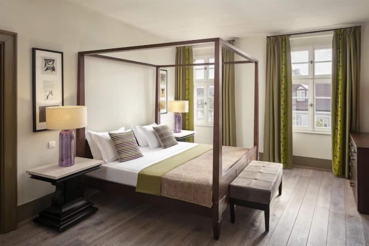 Premium bedding, minibar, in-room safe, individually decorated