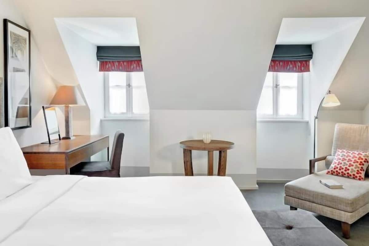 Premium bedding, minibar, in-room safe, individually decorated