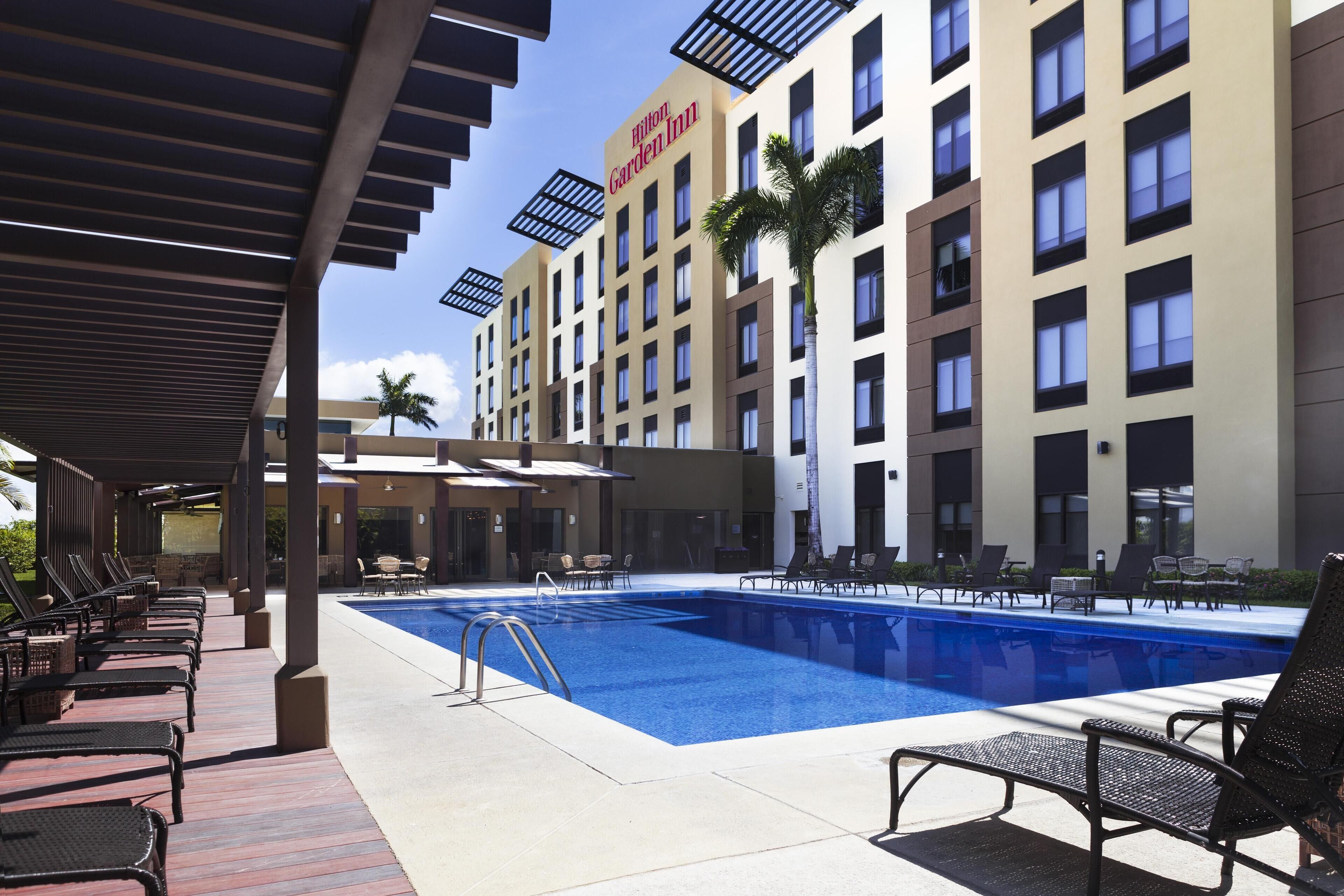 Outdoor pool, pool umbrellas