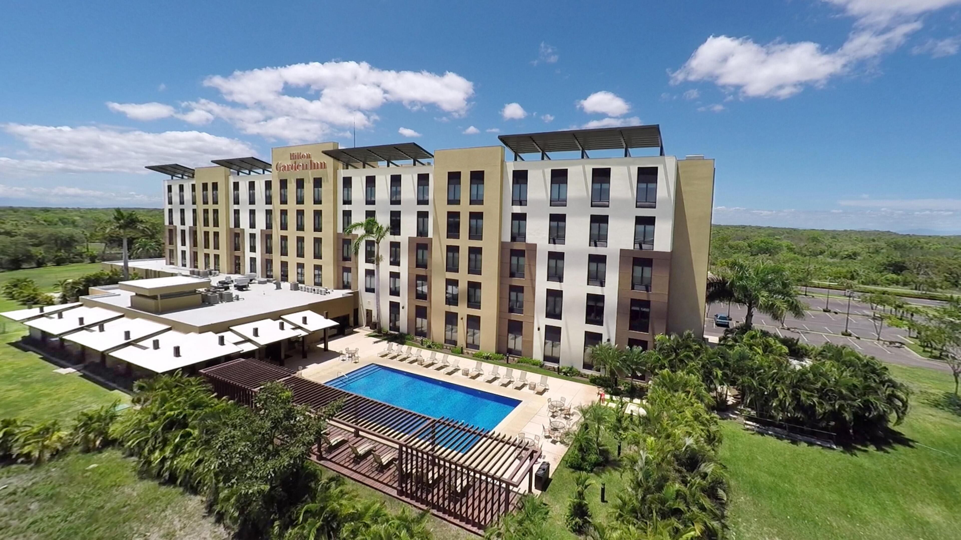 Outdoor pool, pool umbrellas