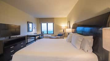 客房 | 低過敏寢具、客房內保險箱、書桌、熨斗/熨衣板