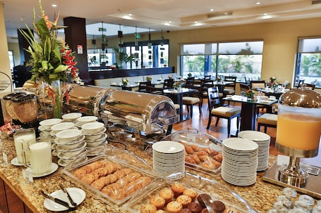 Daily continental breakfast for a fee