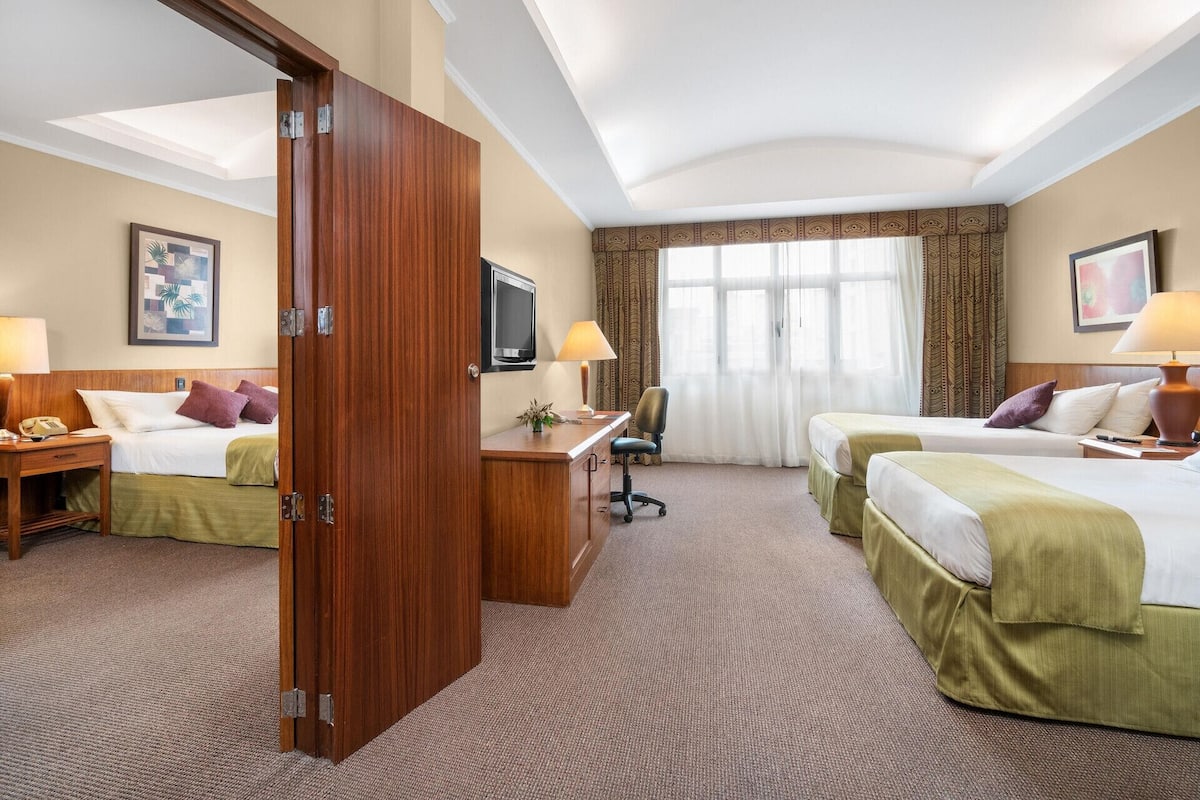 Premium bedding, down comforters, pillowtop beds, in-room safe