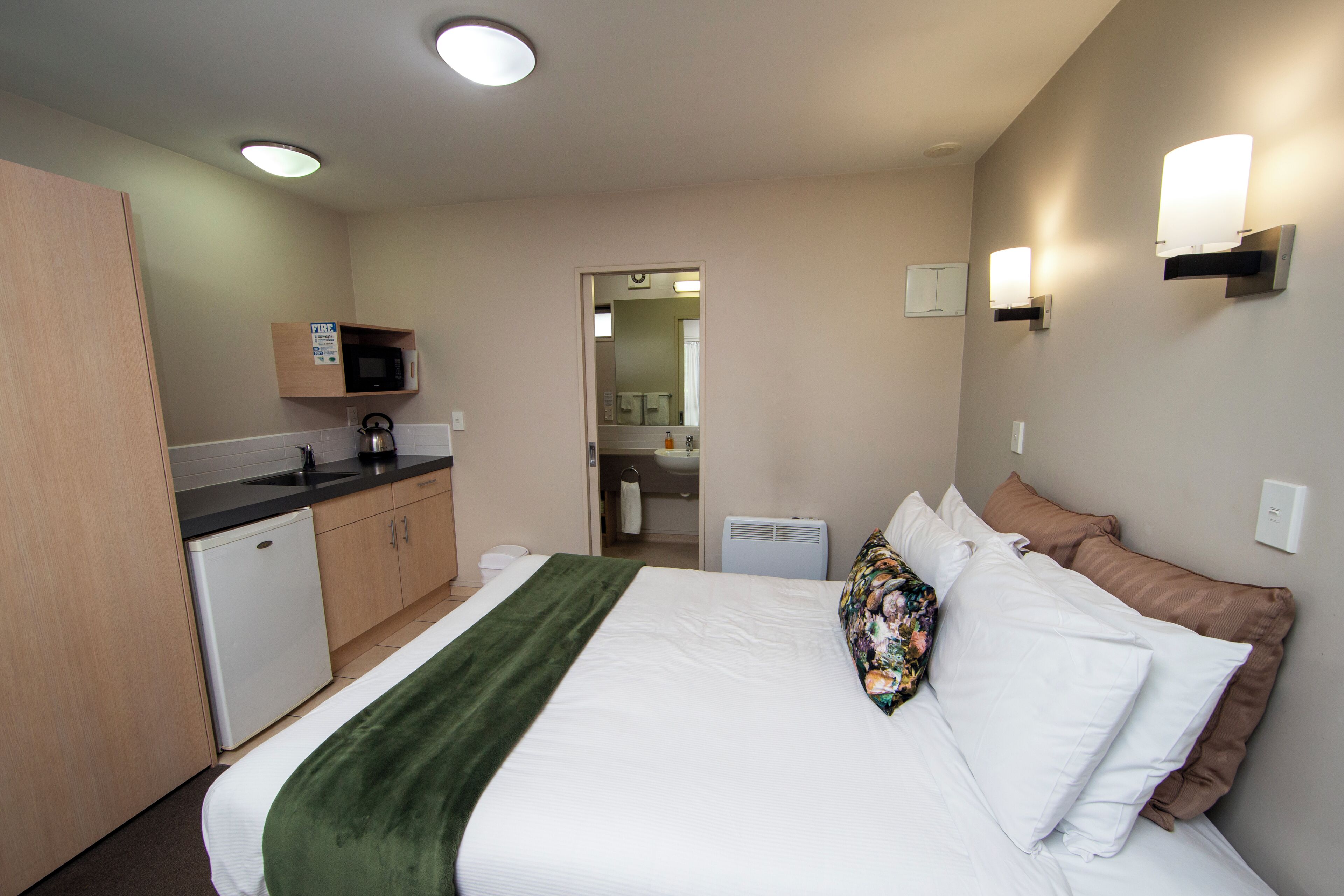 Photo - Cranford Oak Motel